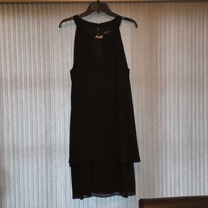 Jessica Howard black sleeveless cocktail dress